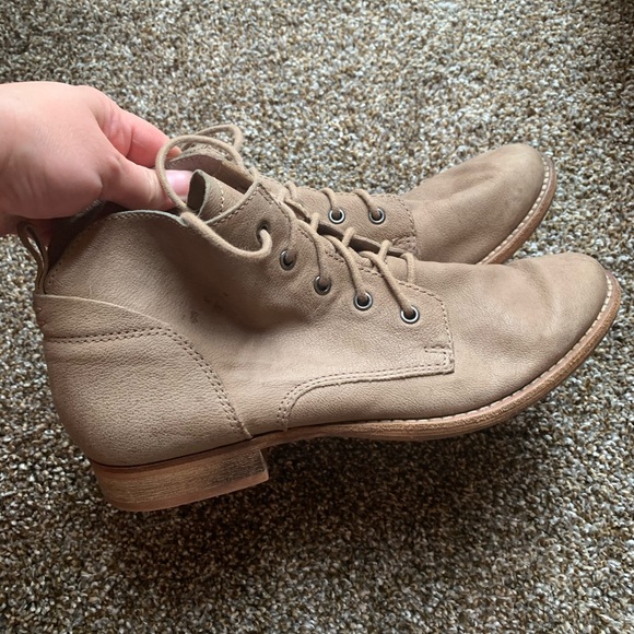 Sam Edelman Shoes - Sam Edelman tan lace up booties size 8.5